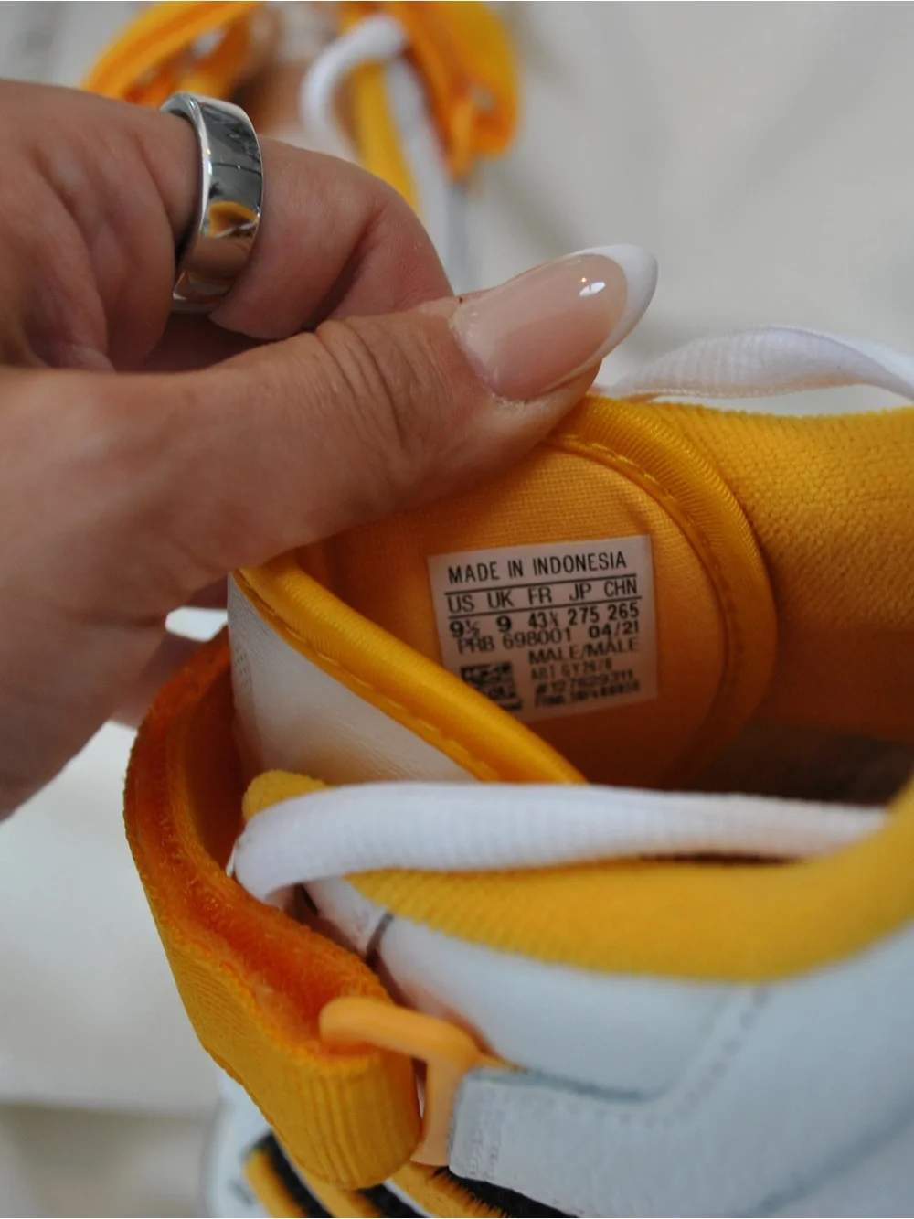 adidas forum low